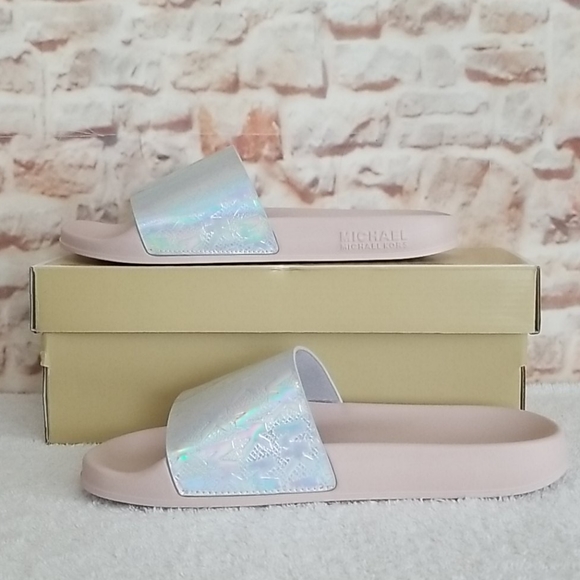 New Michael Kors Gilmore Slide Sandals - Picture 4 of 9